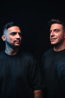 T7 : LILLY PALMER, GIORGIA ANGIULI, COSMIC BOYS