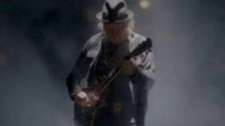 NEIL YOUNG AND THE CHROME HEARTS