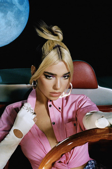 DUA LIPA