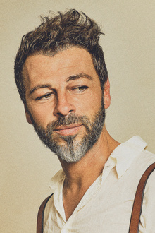 CHRISTOPHE MAE