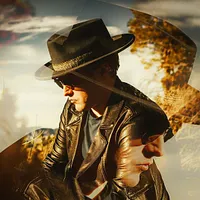 Lucas Grabeel
