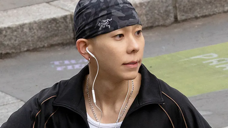 FOLLOW THE MOVEMENT : AOMG World Tour 2023
