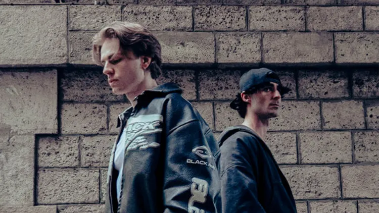 20:02 x Denys Roses x News From Nowhere