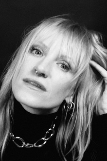 Around Midnight : Britta Arnold, Chambord, El Mundo & More