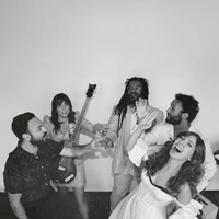 concert Lake Street Dive