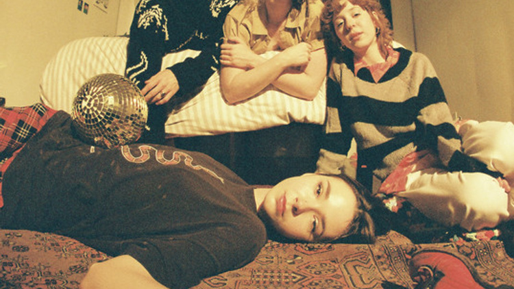 THE REGRETTES