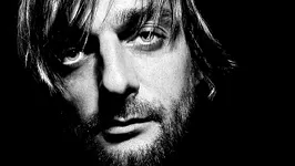 Main: Ricardo Villalobos + Mar-T + Sueezo + Pin / Cubo: Everynation + Biondo + Artaban + Sena