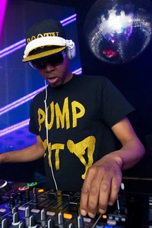 Booty call w/DJ Funk, Kesmo, Kaptain Cadillac