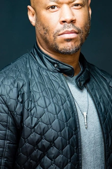 Robert Hood, Vanille, Louis The 4th