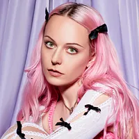 concert Hannah Diamond