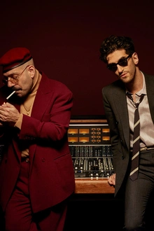 Chromeo