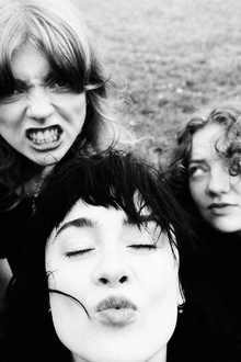 FOLK BITCH TRIO