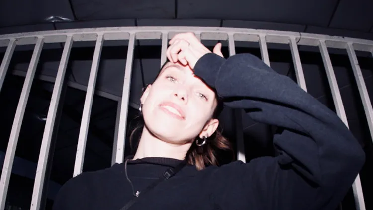 Gs: Rezzett, Sky H1, Tati Au Miel, House On The Strand