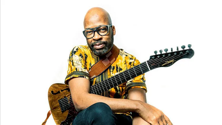 Dave Holland, Chris Potter, Lionel Loueke and Eric Harland: aziza