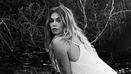 Roxeanne Hazes