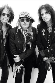 HOLLYWOOD VAMPIRES