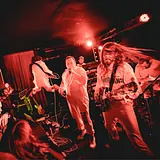 Von Pariahs