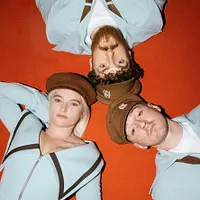 Clean Bandit