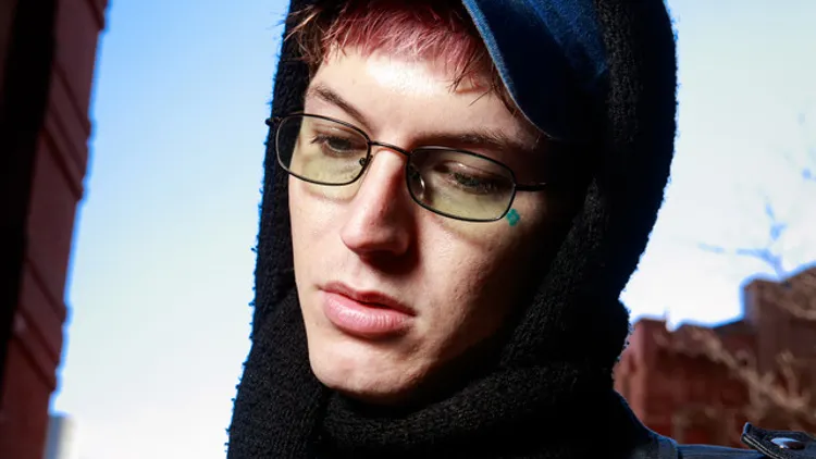 GUS DAPPERTON