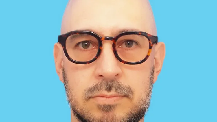 MARK DE CLIVE-LOWE