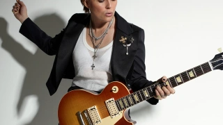 BRANDI CARLILE