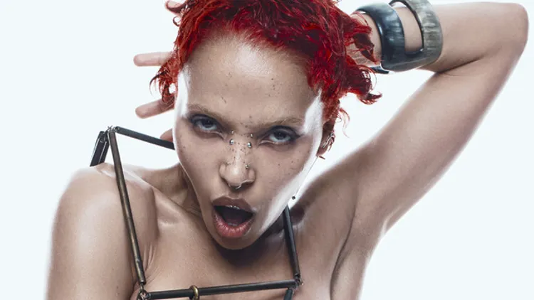FKA twigs « Body High Tour »