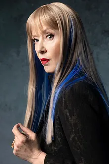 SUZANNE VEGA