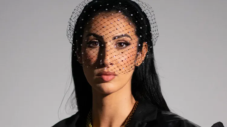 LYNA MAHYEM