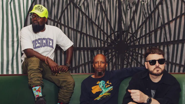 CUNNINLYNGUISTS