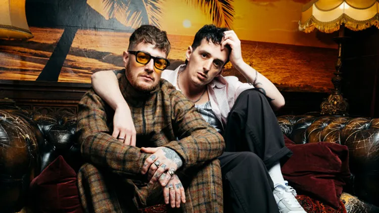 Deaf Havana: Fools and Worthless Liars