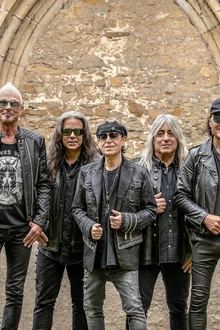 Scorpions - Coming Home to Paris - 60 Years of Scorpions