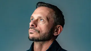 T7 : ANDY C, WILKINSON, SYNERGY 