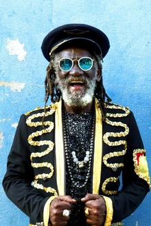 WINSTON MCANUFF & FIXI