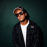 DJ 4B