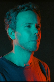 M83