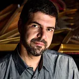 André Mehmari