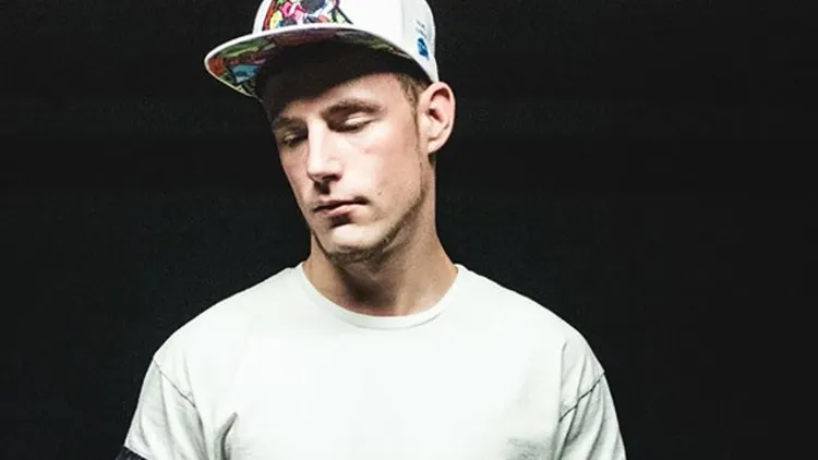 WARRIORZ INVITES DUB VALLEY : BEAR GRILLZ, BADKLAAT & more