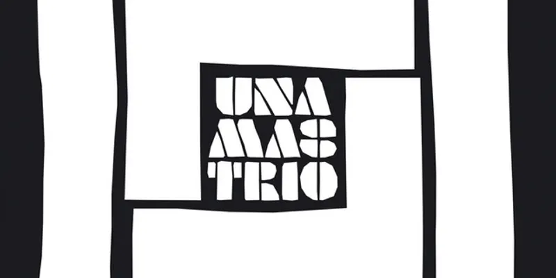 Una Mas Trio