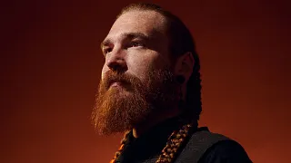 tribalism - A.mo, Rødhåd