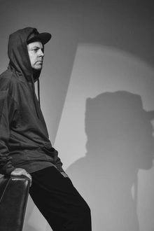 DJ SHADOW