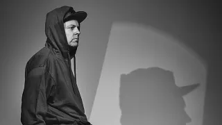 DJ SHADOW