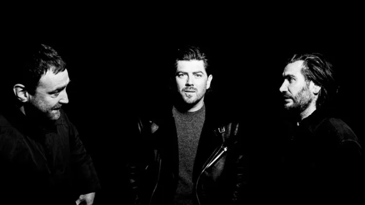 Twin Atlantic, The XCERTS