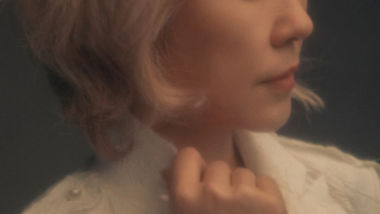 YOUN SUN NAH