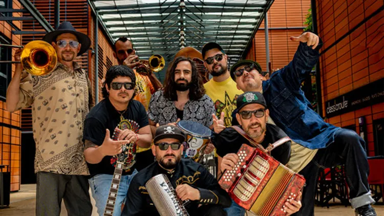 WAYKIKI BOYS + KUMBIA BORUKA
