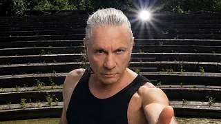 BRUCE DICKINSON