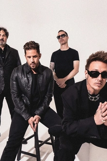 PAPA ROACH