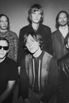 CAGE THE ELEPHANT