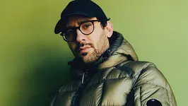 Stüm, Gerardo Niva, Tsvi
