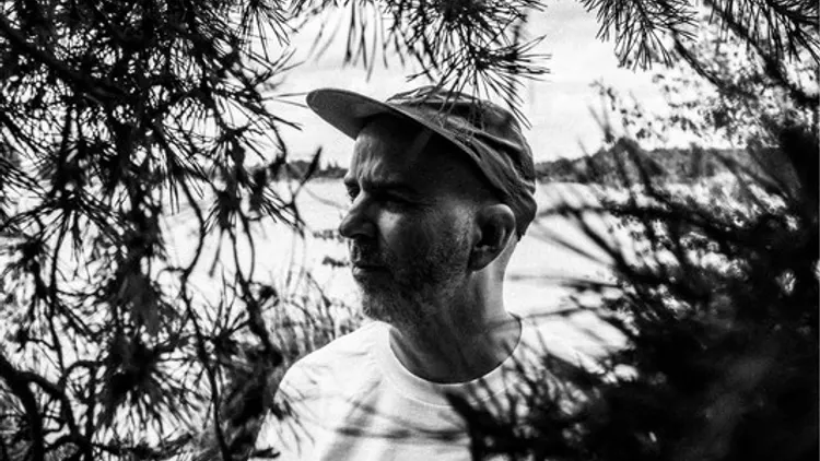 Curated Club By Dj Jee : Saji Tari - Redeyes