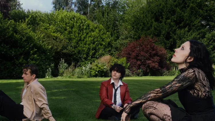Pale Waves